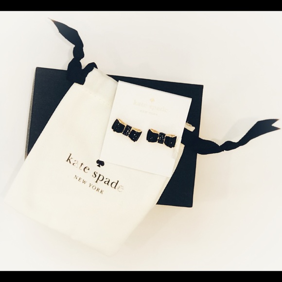 kate spade Jewelry - 🆕♠️ Kate Spade stud bow earrings!